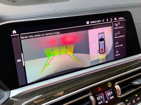 Used 2020 BMW X7 xDrive40i w/ Premium Package image 34