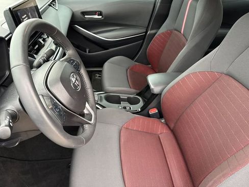 Used 2024 Toyota Corolla SE image 18