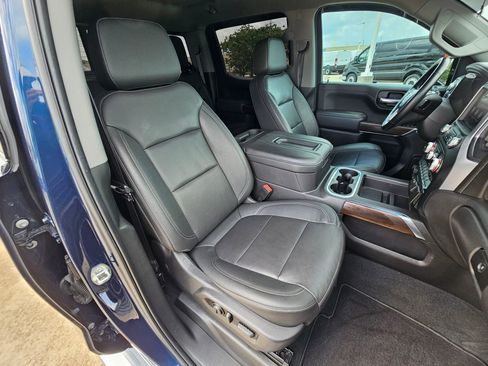 Used 2022 GMC Sierra 1500 SLT image 30