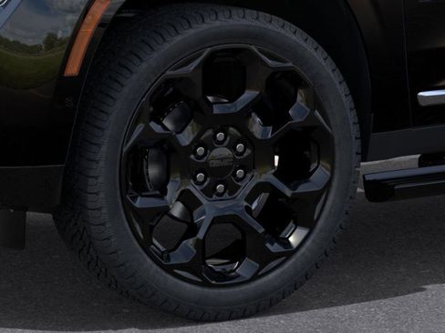 New 2026 GMC Yukon Denali image 9