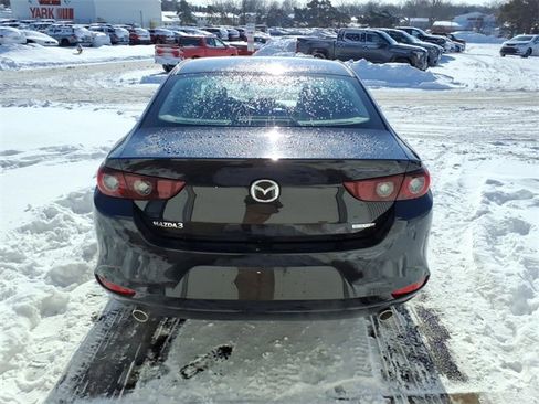 Used 2024 MAZDA MAZDA3 s image 21