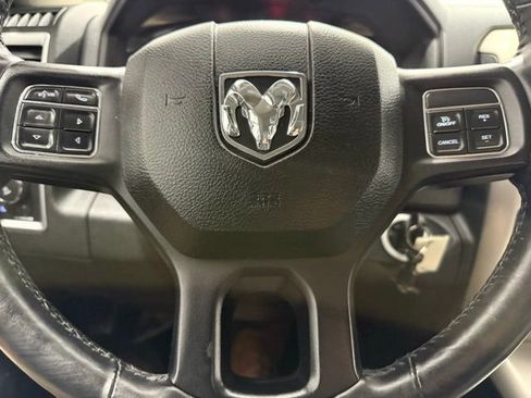 Used 2015 RAM 2500 Big Horn image 43