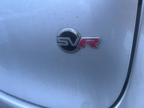 Used 2020 Jaguar F-PACE SVR image 5