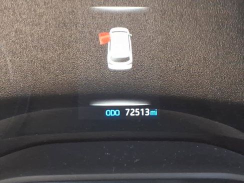 Used 2022 Toyota Sienna XSE image 13