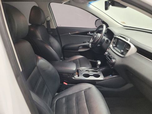 Used 2019 Kia Sorento EX FWD image 21