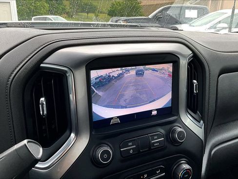 Used 2022 Chevrolet Silverado 2500 LT AWD/4WD image 18