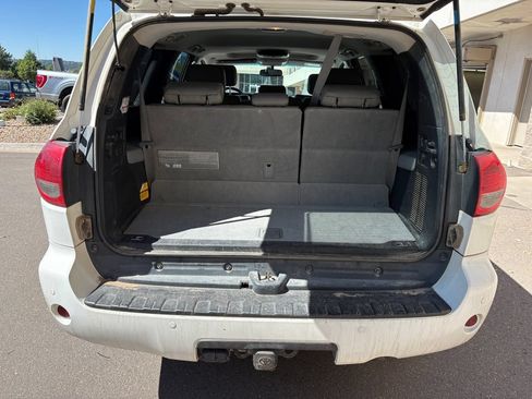 Used 2016 Toyota Sequoia Limited w/ Safety & Convenience Package AWD/4WD image 27