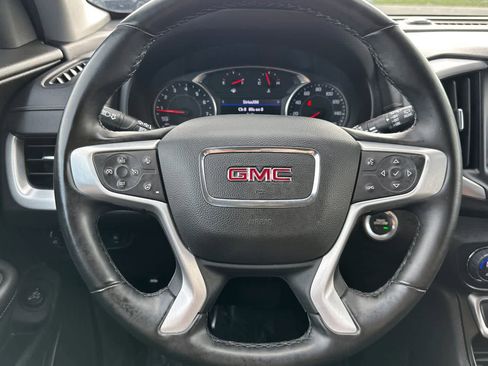 Used 2024 GMC Terrain SLT AWD/4WD image 25