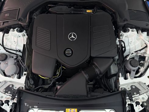 New 2026 Mercedes-Benz CLE 300 4MATIC Coupe image 32