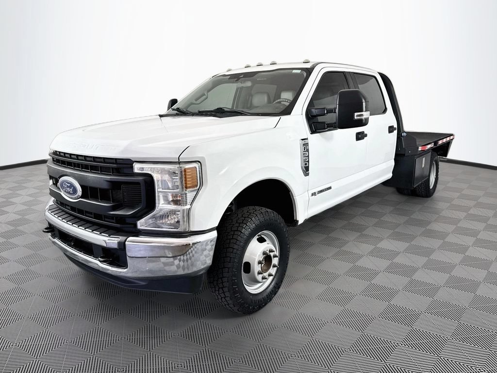 Used 2022 Ford F350 XL w/ Power Equipment Group AWD/4WD image 3