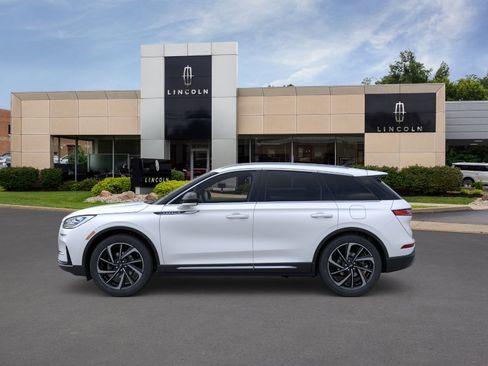 New 2024 Lincoln Corsair Reserve AWD/4WD image 4