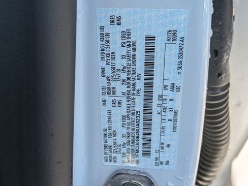 Used 2022 Ford Escape SE w/ Convenience Package FWD image 15