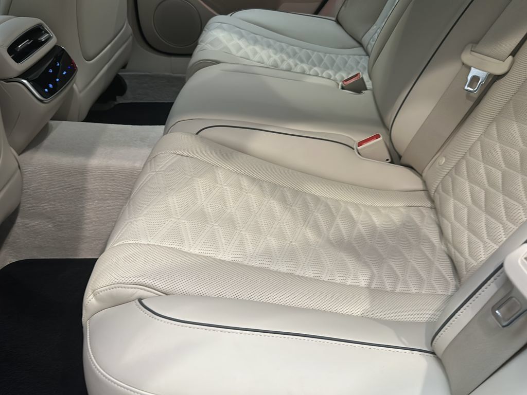 Certified 2025 Genesis G80 3.5T Sport Prestige AWD/4WD image 16