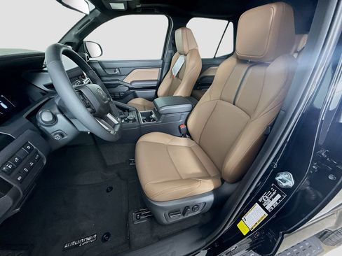 New 2026 Toyota 4Runner Limited AWD/4WD image 14