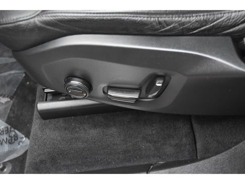 Certified 2023 Volvo XC90 B5 Plus image 35