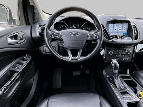Used 2019 Ford Escape Titanium FWD image 7