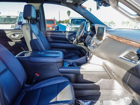 Used 2023 Chevrolet Tahoe Z71 w/ Luxury Package image 18