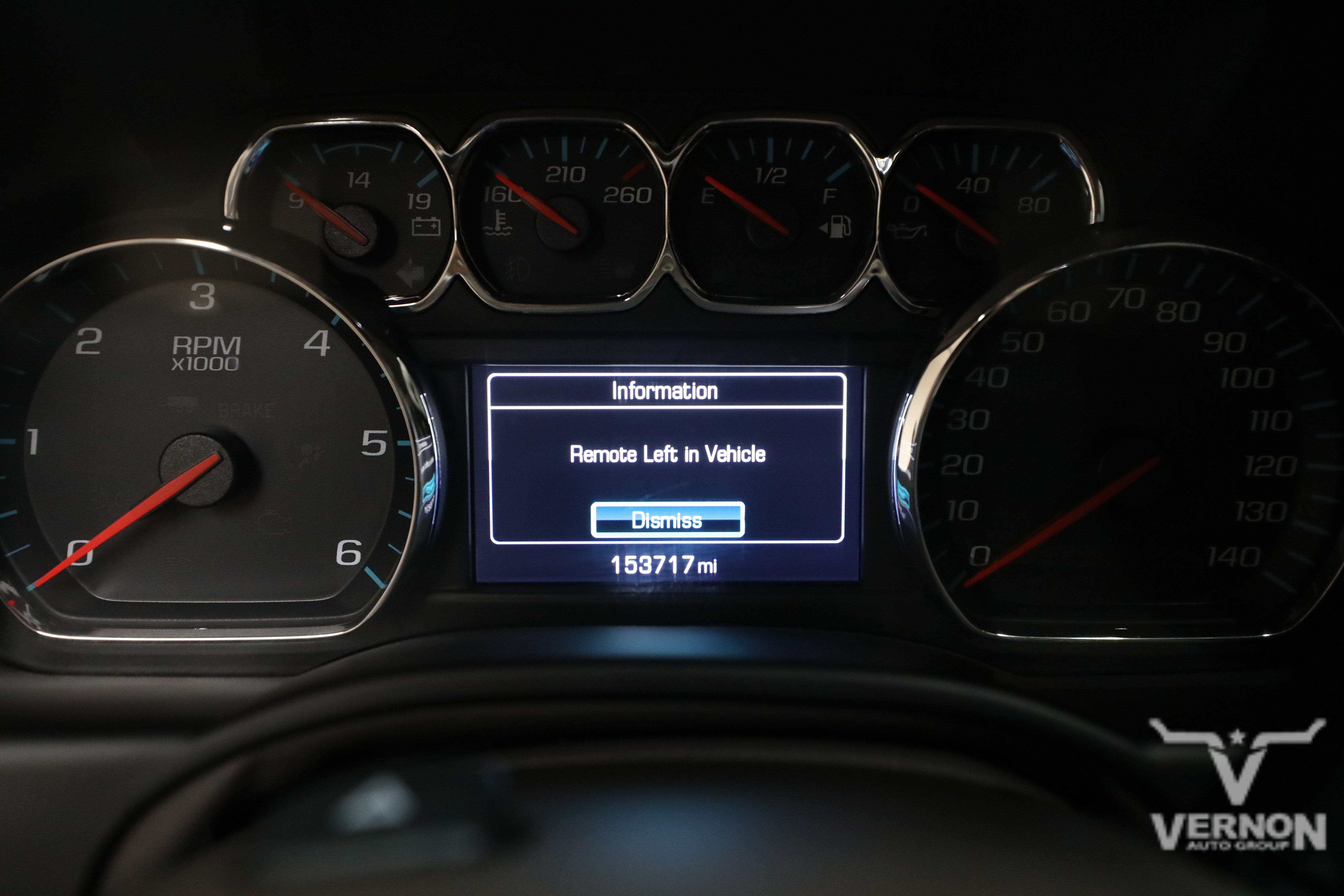 Used 2018 Chevrolet Suburban LT w/ Luxury Package RWD image 20