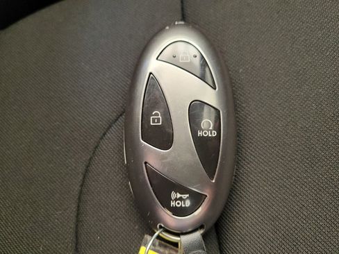 Used 2024 Hyundai Elantra SEL image 32