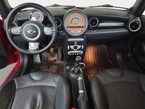 Used 2009 MINI Cooper Hardtop image 13