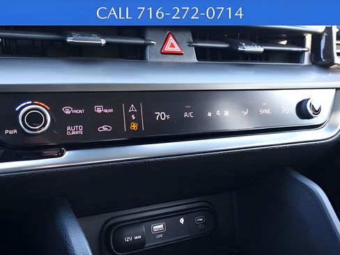 Used 2023 Kia Sportage EX AWD/4WD image 12