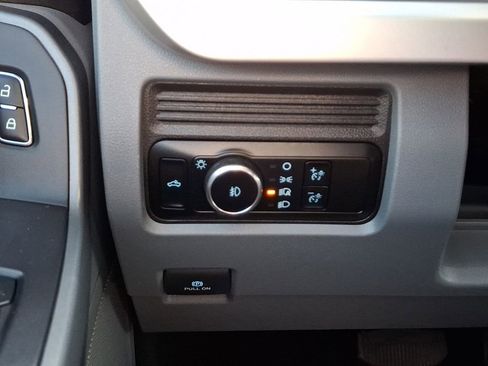 Used 2024 Ford F250 XLT image 22