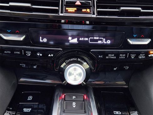 Used 2022 Acura MDX FWD w/ Technology Package image 19