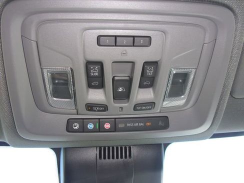 Used 2026 Chevrolet Silverado 1500 LT Trail Boss w/ Convenience Package II AWD/4WD image 28
