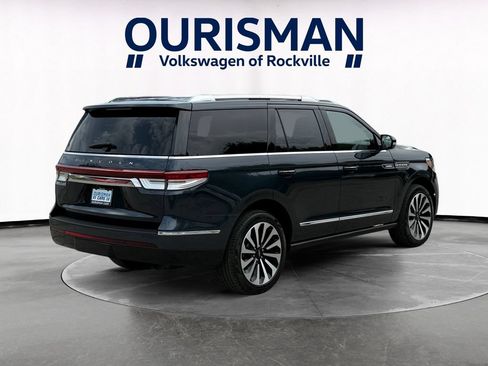 Used 2024 Lincoln Navigator Reserve AWD/4WD image 6