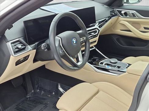 Used 2023 BMW i4 eDrive40 w/ Premium Package RWD image 10