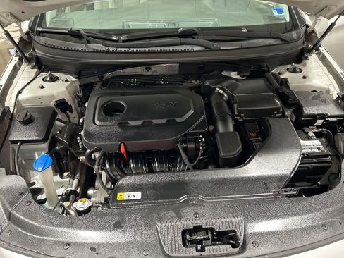 Used 2015 Hyundai Sonata Sport image 11