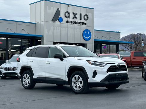 Used 2025 Toyota RAV4 LE image 1