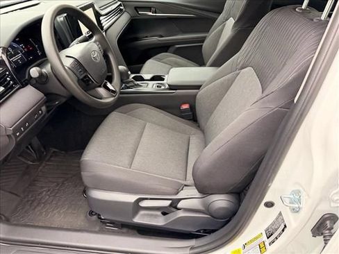 Used 2026 Toyota Camry LE FWD image 11
