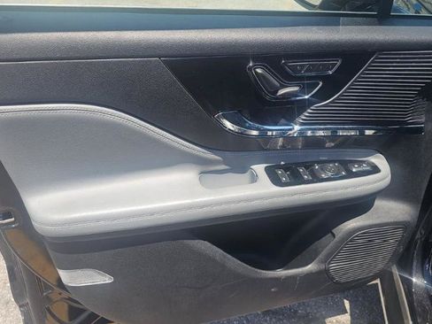 Used 2021 Lincoln Corsair AWD w/ Towing Package I image 11
