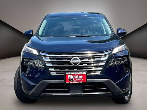 Certified 2024 Nissan Rogue SV AWD/4WD image 2