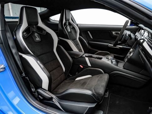 Used 2022 Ford Mustang Shelby GT500 w/ Carbon Fiber Track Pack RWD image 62
