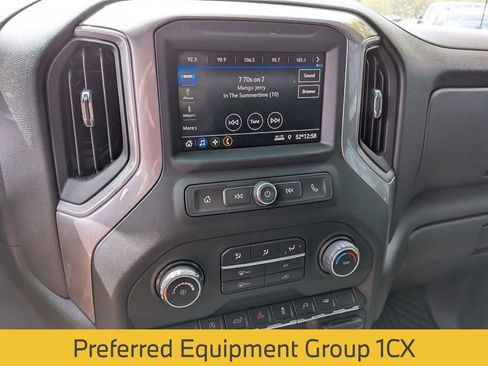 Used 2022 Chevrolet Silverado 1500 Custom image 8