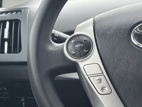 Used 2015 Toyota Prius Two FWD image 11