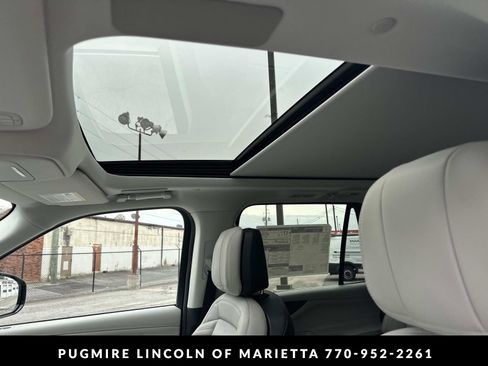 New 2026 Lincoln Navigator L Reserve AWD/4WD image 35