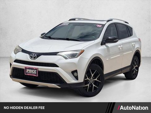Used 2016 Toyota RAV4 SE FWD image 1