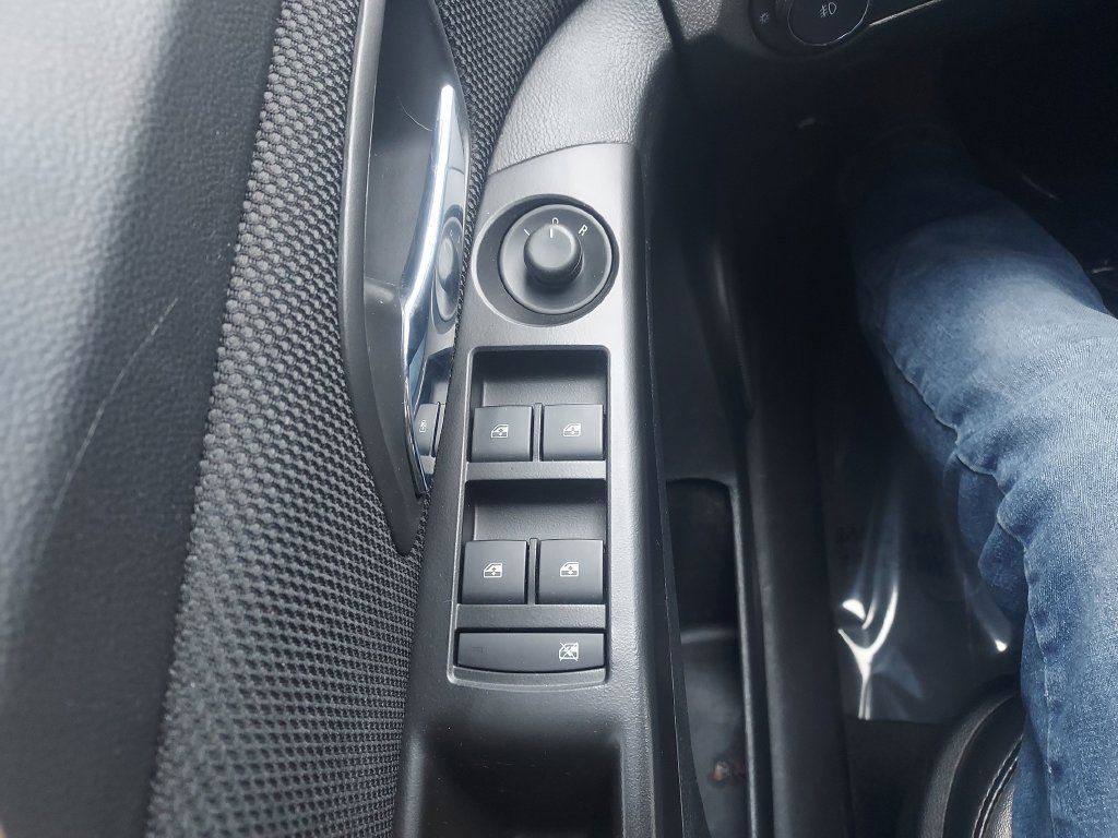 Used 2014 Chevrolet Cruze LTZ FWD image 25
