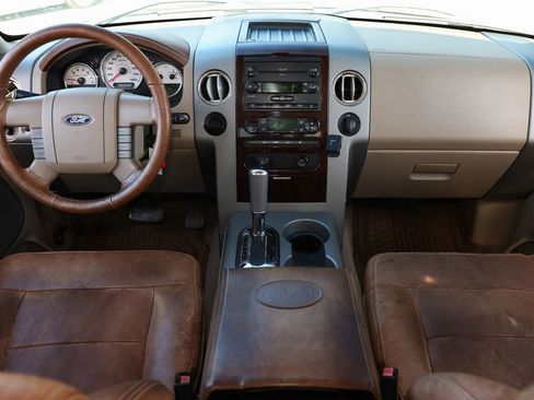 Used 2007 Ford F150 Lariat image 21