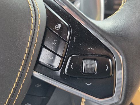 Used 2022 Chevrolet Corvette Stingray Premium Cpe w/ Z51 Performance Package RWD image 24