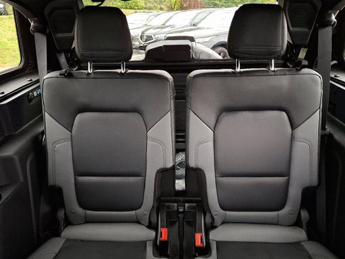 Certified 2024 Ford Bronco Black Diamond image 19