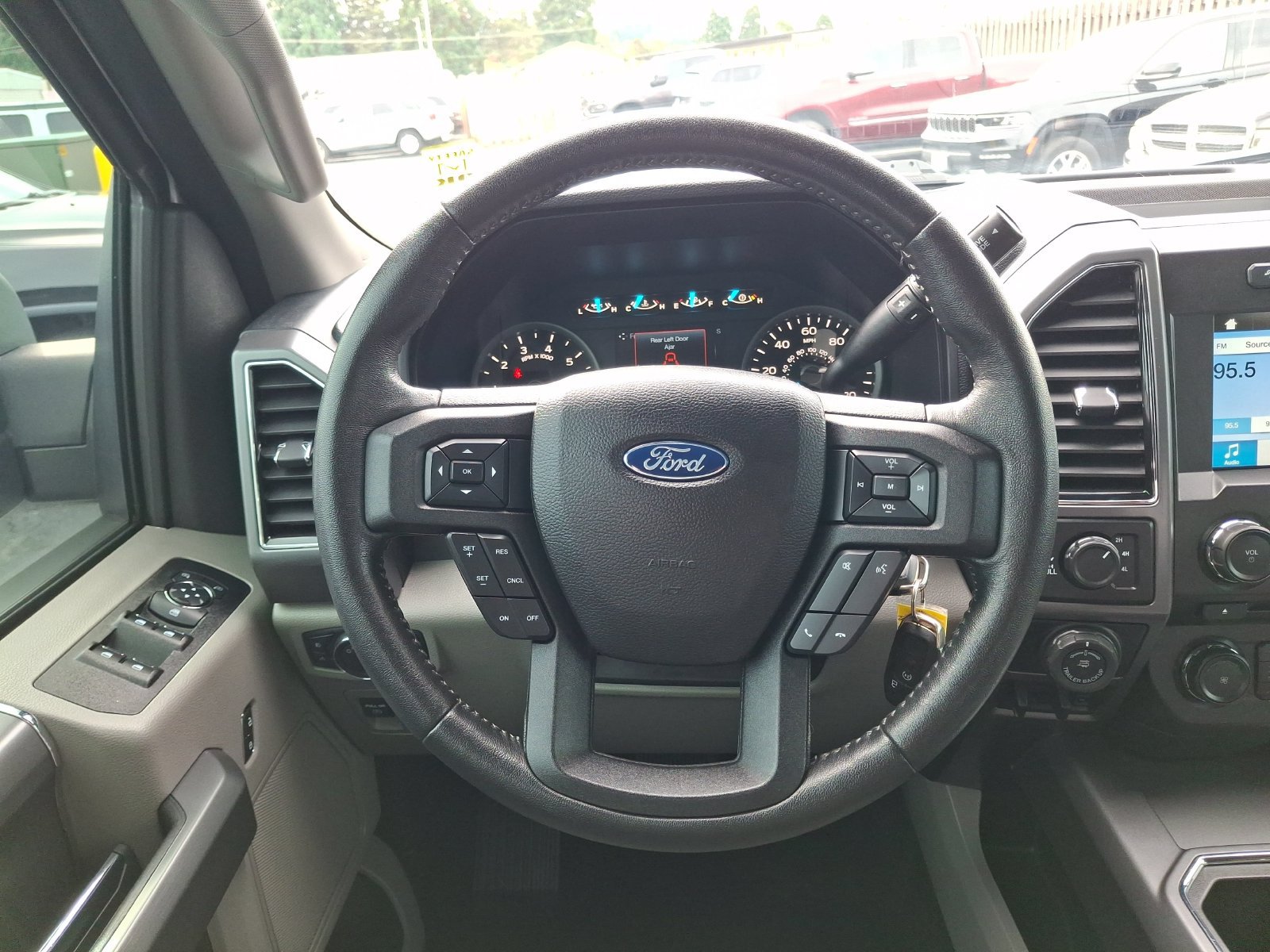 Used 2018 Ford F150 XLT w/ Equipment Group 302A Luxury AWD/4WD image 10