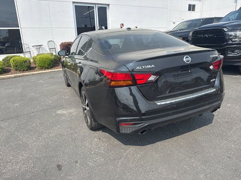 Used 2022 Nissan Altima 2.5 Platinum image 6