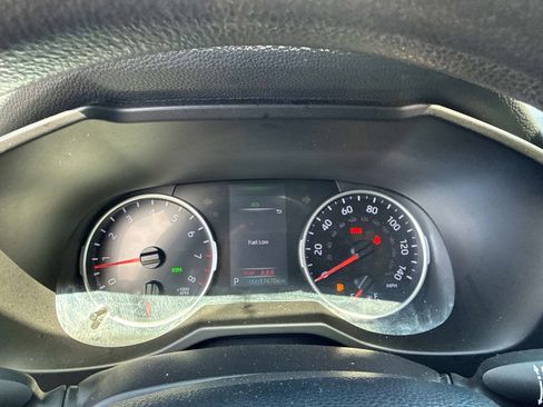 Used 2019 Toyota RAV4 XLE AWD/4WD image 28