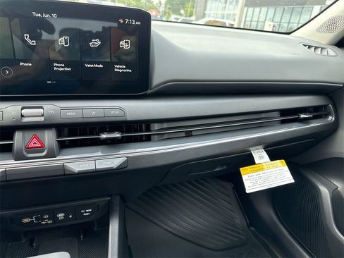 New 2025 Kia K4 EX image 10