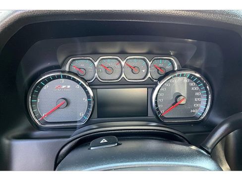 Used 2016 Chevrolet Suburban LT AWD/4WD image 13