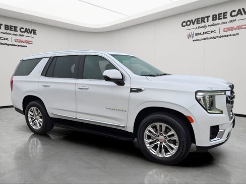 Used 2023 GMC Yukon SLT w/ SLT Premium Package image 1